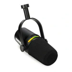 Shure MV7+-K micrófono dinámico profesional con conexión USB-C y XLR para podcast, streaming, grabación de voz y producción de contenido.